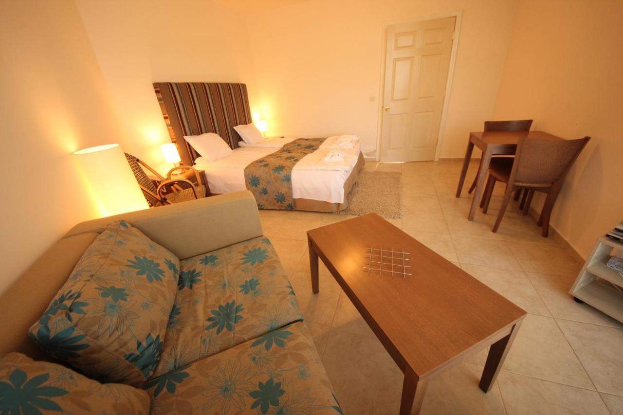 Menada Sozopol Apartments Ngoại thất bức ảnh